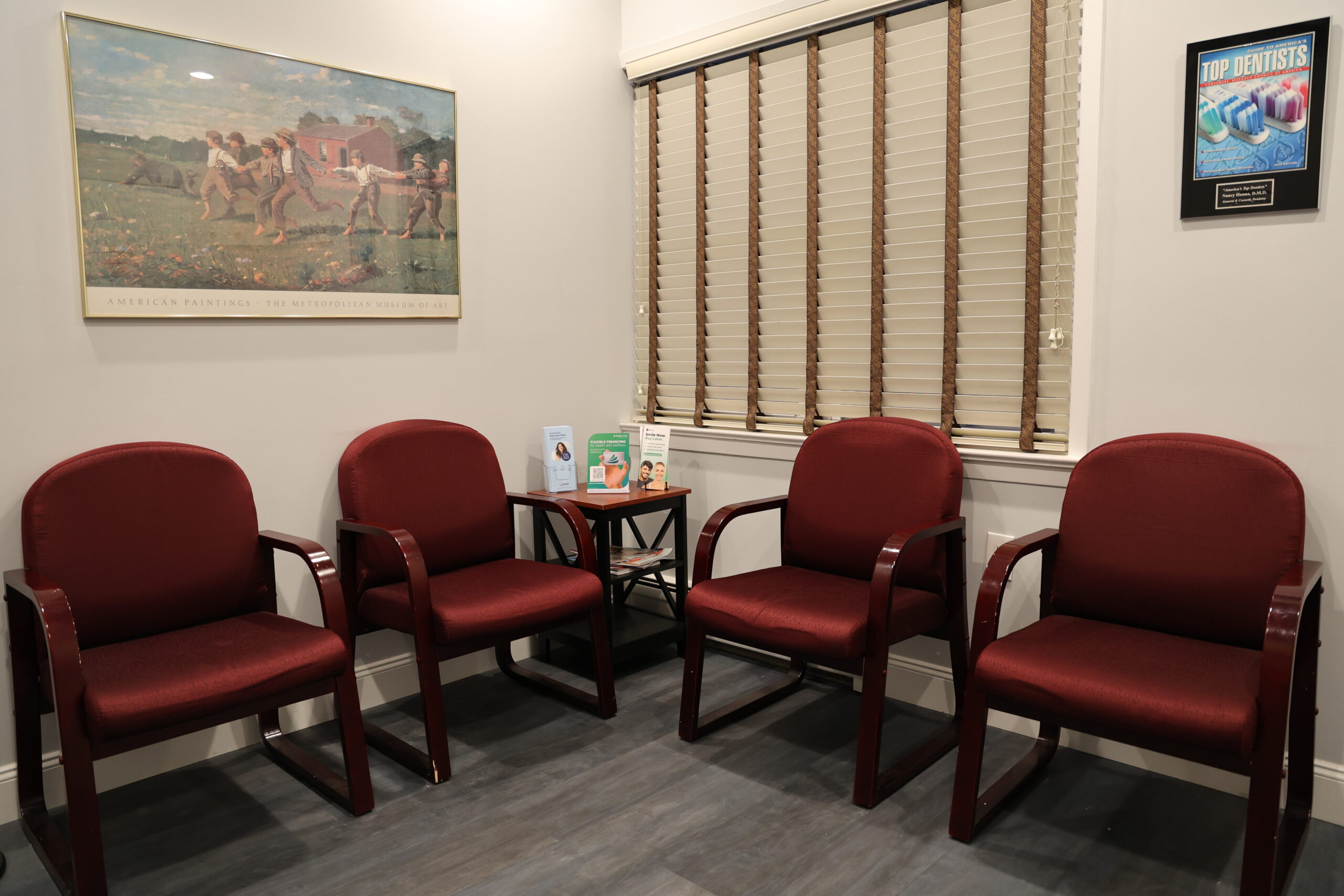 Dental Associates of Jersey City Room waiting room